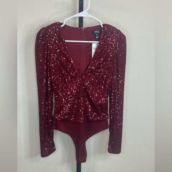 Privy size Small Mini Sequin Long Sleeve Body Suit Deep V-neck. NWT - Picture 1 of 3